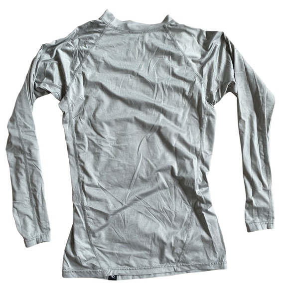 Rip Curl Grey Mens Long-sleeve Rashguard - Picture 2 of 5